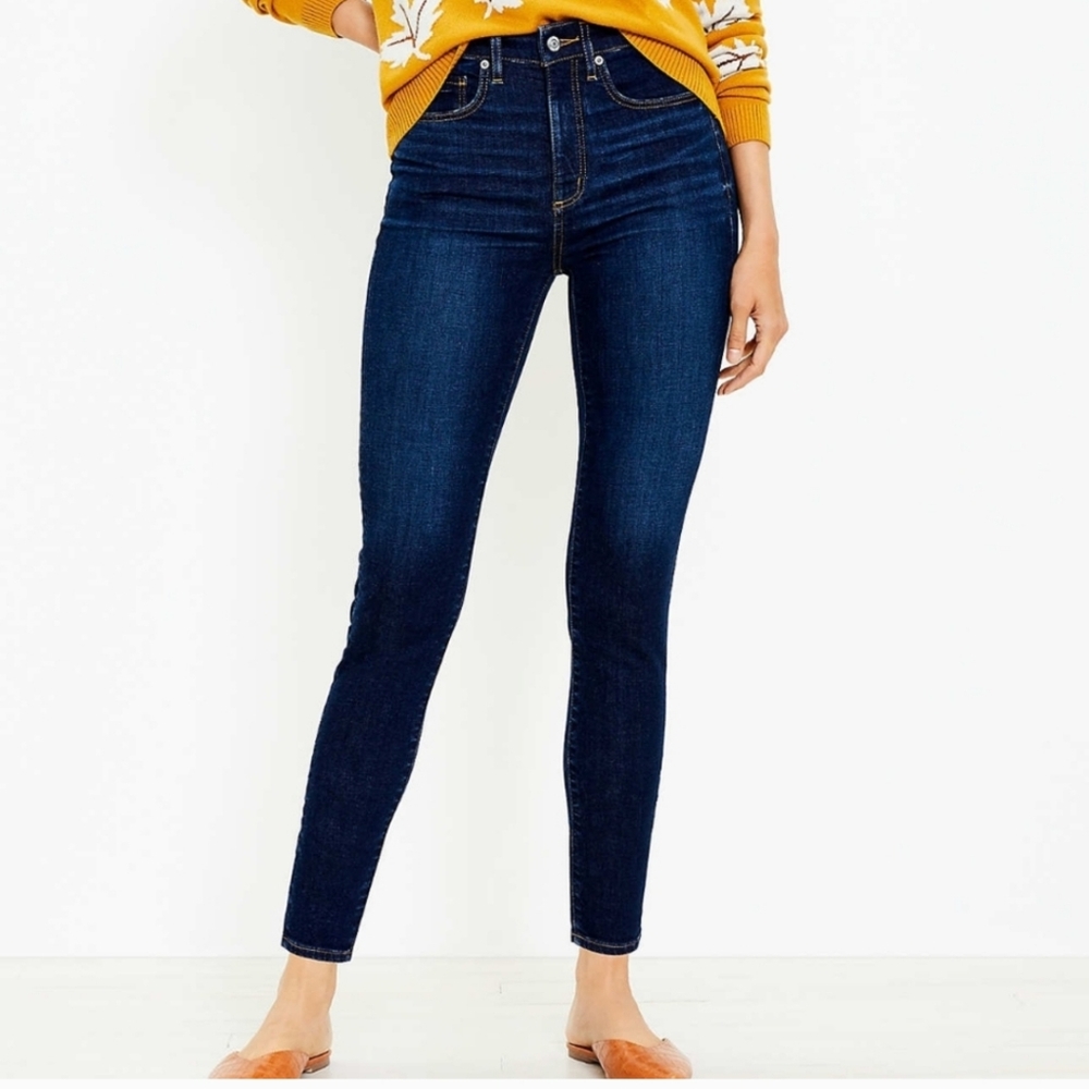 LOFT the Curvy Skinny Jeans Size 8